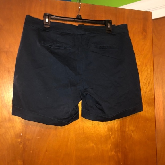 𝅺Barbour bowline navy cuff shorts us size 14. - Picture 3 of 5
